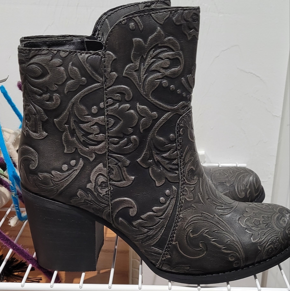 Embossed ankle boots